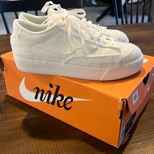 Nike womens blazer low platform